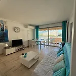 Cannes Marina Retreat W Garage, Swimming Pool