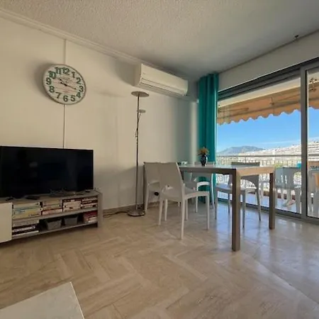 Cannes Marina Retreat W Garage, Swimming Pool * מאנדליה-לה-נאפול